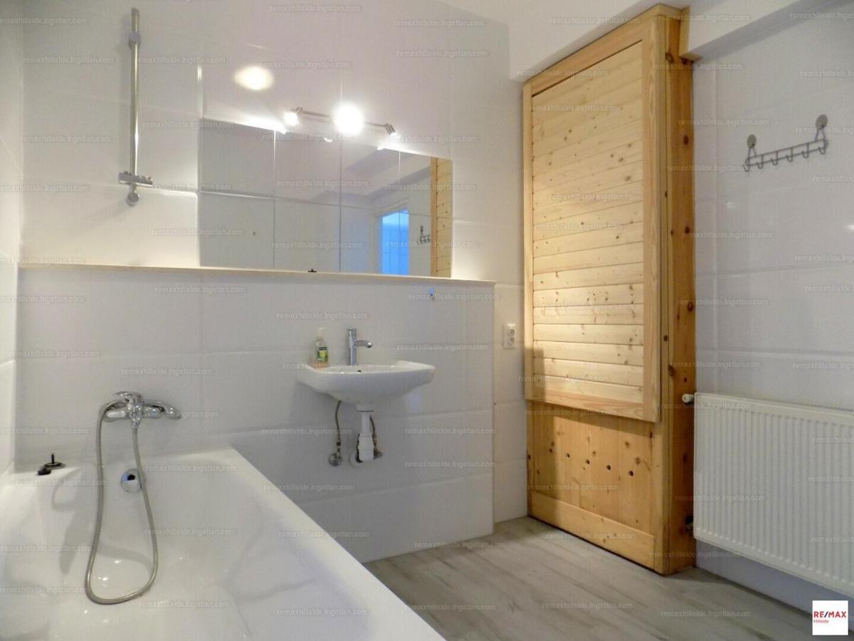 Romantic Two Bedroom Apartments In The Hills Of Budapest With Private Parking Экстерьер фото